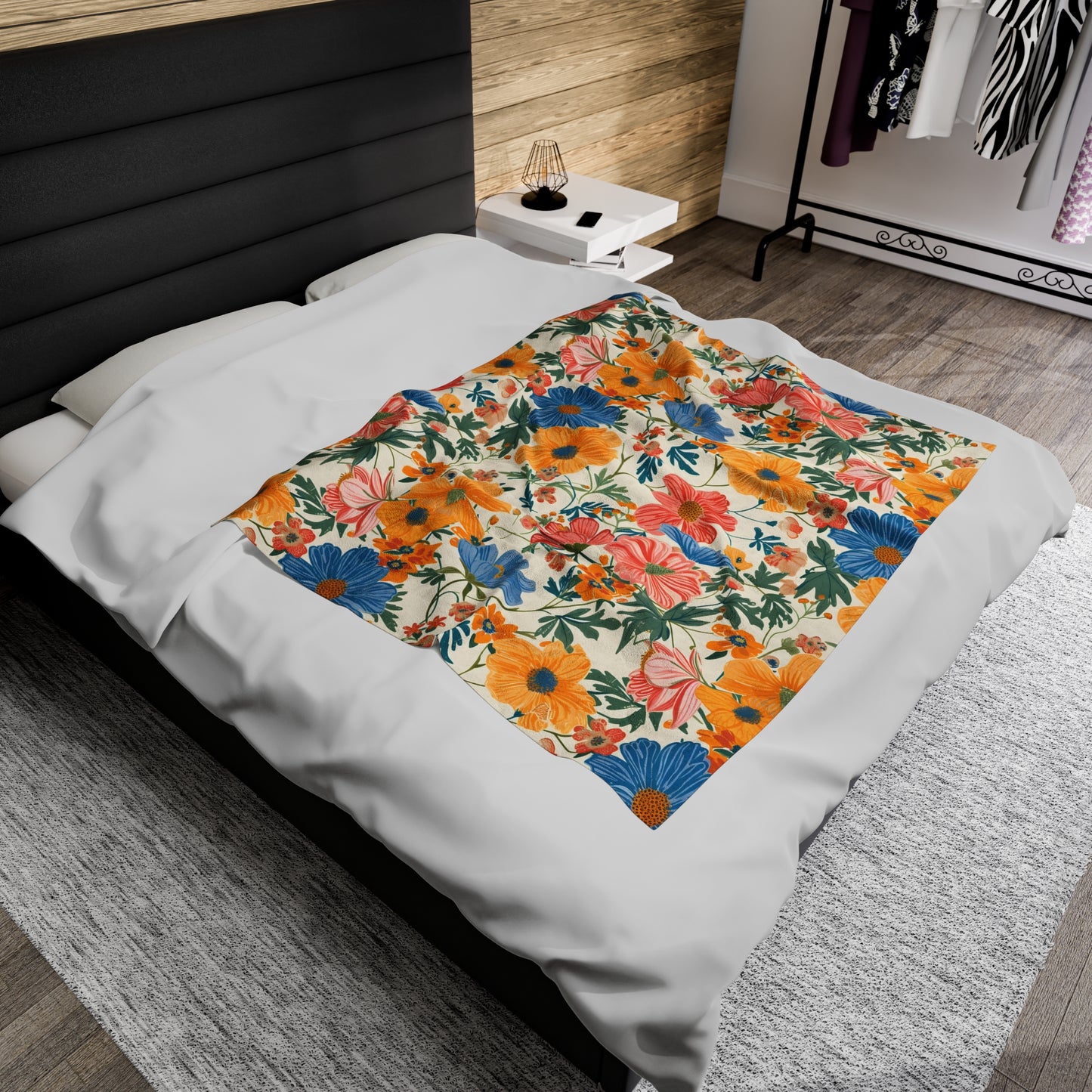 Vibrant Summer Bloom Velveteen Plush Blanket