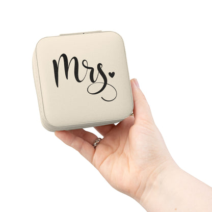 Mrs. Jewelry Travel Case – Compact Bridal Jewelry Organizer